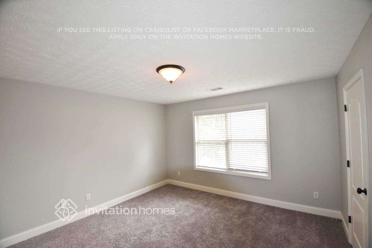 Building Photo - 113 Daisy Cir