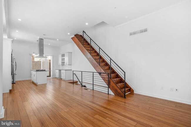Building Photo - 1548 S 25th St