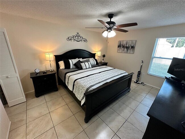 Building Photo - 3846 59th Ave W