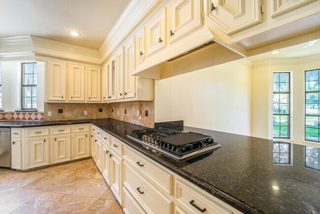 Building Photo - 1743 Randons Point Dr