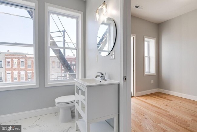 Building Photo - 2323 Whittier Ave