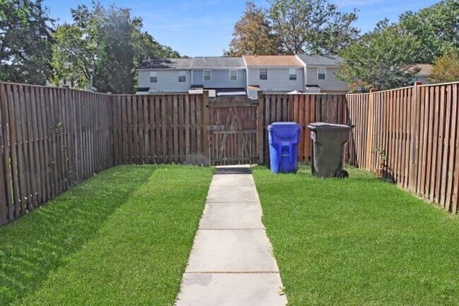 Building Photo - 4406 Eagle Ct