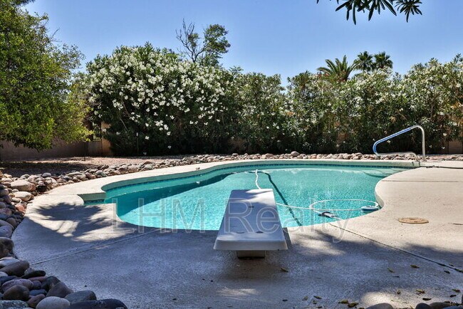 Building Photo - 1045 Leisure World