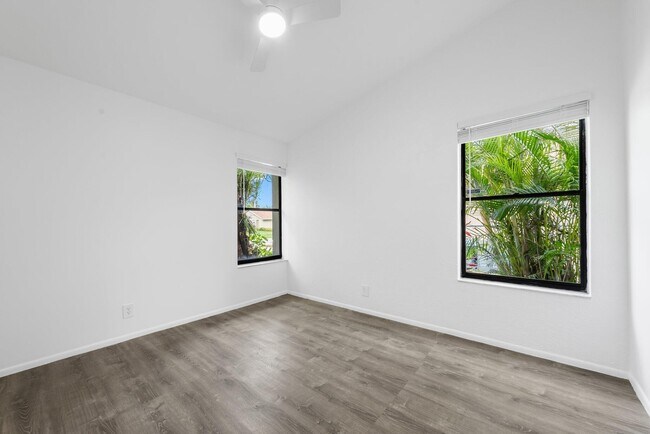 Building Photo - 9718 Lancaster Pl