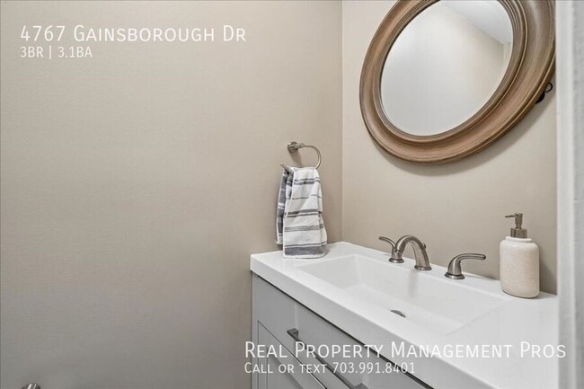 Building Photo - 4767 Gainsborough Dr