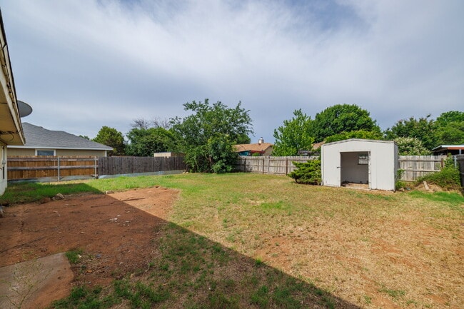 Building Photo - For Lease