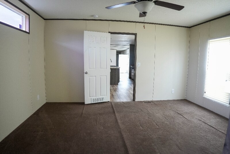Building Photo - 2804 Halite Bend