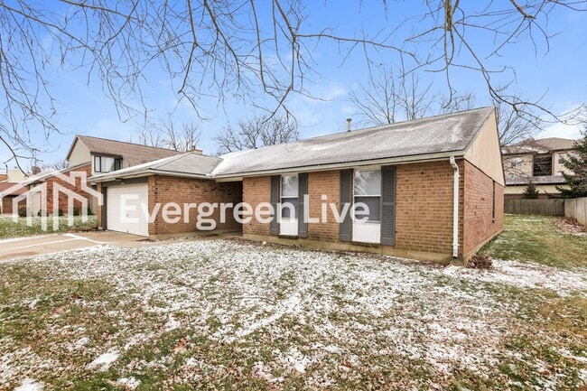 Building Photo - 2836 Miami Village Dr