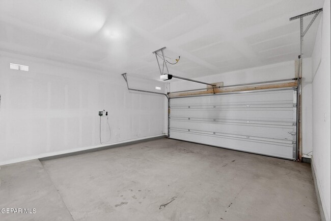 Building Photo - 15120 Purpose Ave