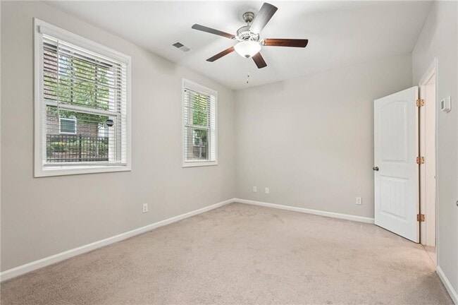 Building Photo - 747 Topsail Ln