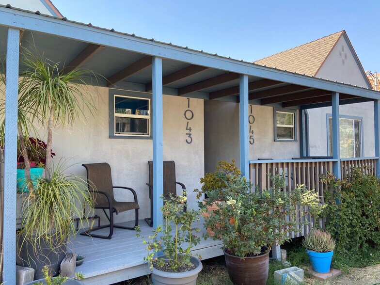 Building Photo - 1043 Sanborn Ave