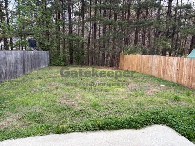 Building Photo - 8882 Seneca Rd