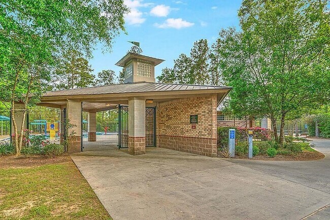 Building Photo - 22 Watermint Pl