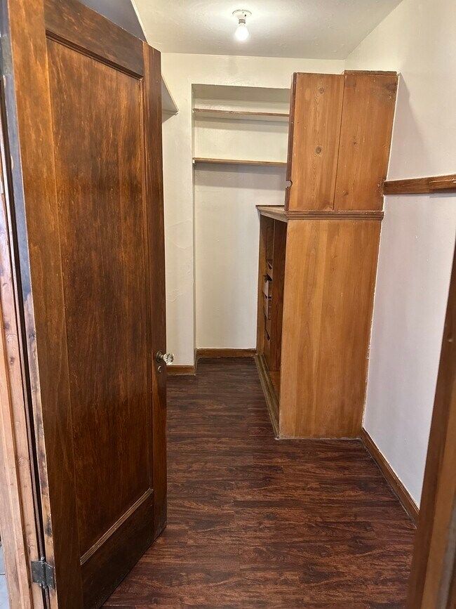 Building Photo - 5480 S Cornell Ave