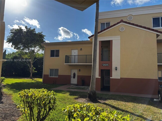 Building Photo - 12645 SW 91st St