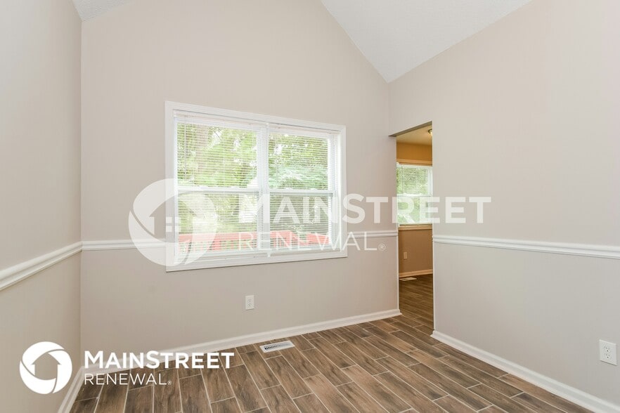 Building Photo - 1127 Cayman Ln SW