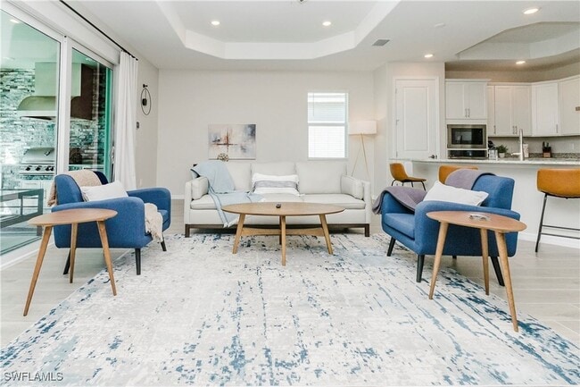 Building Photo - 15862 Sugar Hl Dr