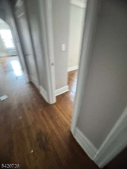 Building Photo - 112 Lincoln St