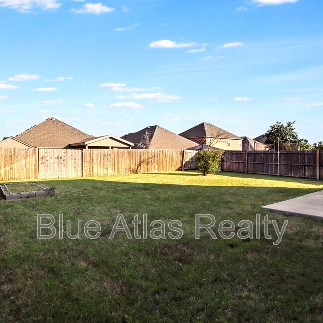 Building Photo - 1340 Levi Ln