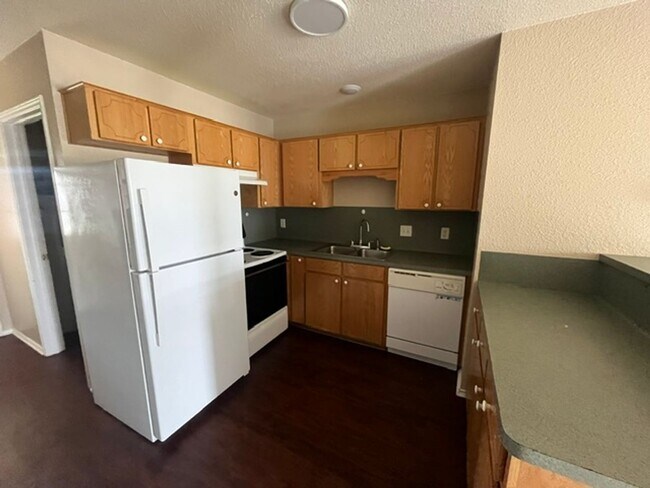 Building Photo - 4411 Abigail Dr