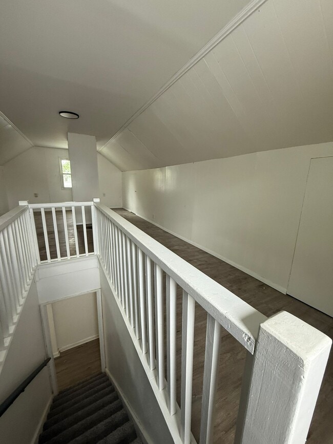 Building Photo - 121 S Delmar Ave