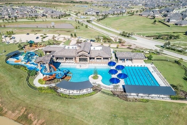 Building Photo - 28918 Yulee Mill Dr