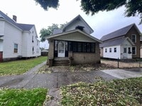 Building Photo - 1140 Fremont Ave NW