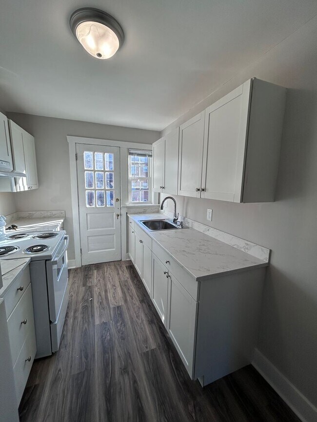 Primary Photo - Available Now! | Fully Remodeled 2 Bed, 1 Bath | Northside RVA