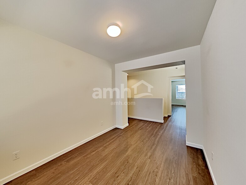 Building Photo - 1950 NW 23rd St