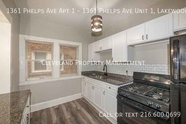 Building Photo - 1361 Phelps Ave