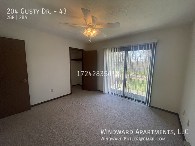 Building Photo - 204 Gusty Dr