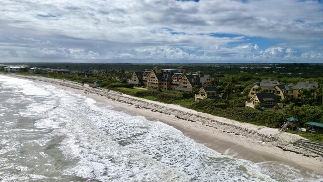 Disney Resort 7 min north on A1A - 5601 Highway A1A