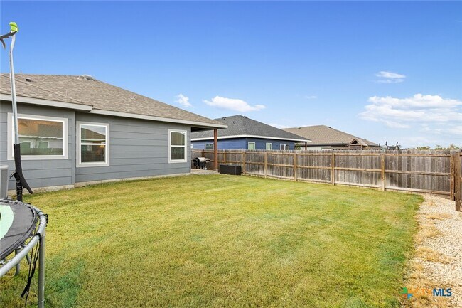 Building Photo - 1606 Flatland Trl