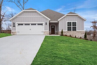 Building Photo - 1 Claypole Ln