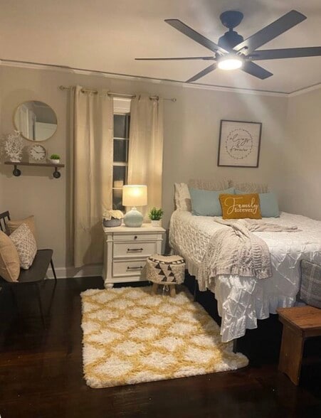 Master Bedroom - 2710 Winburn Ter