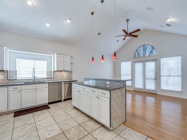 Building Photo - 7833 Hardwick Ct