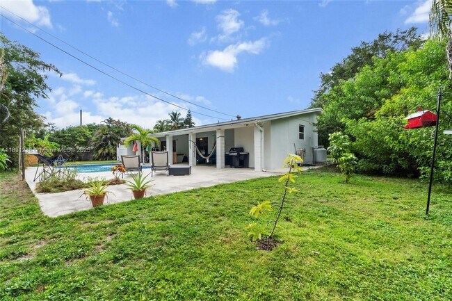 Building Photo - 8225 SW 117th Terrace