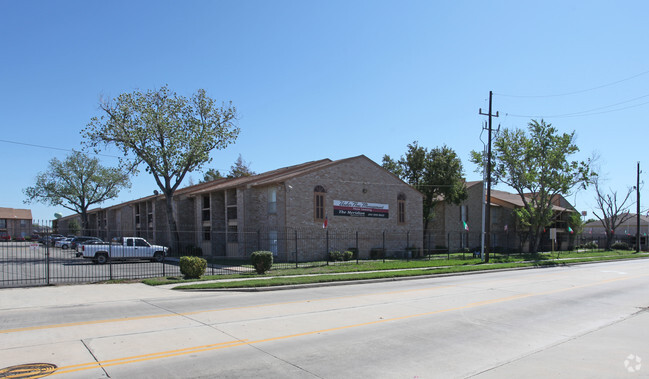 Building Photo - Meridian Apartments