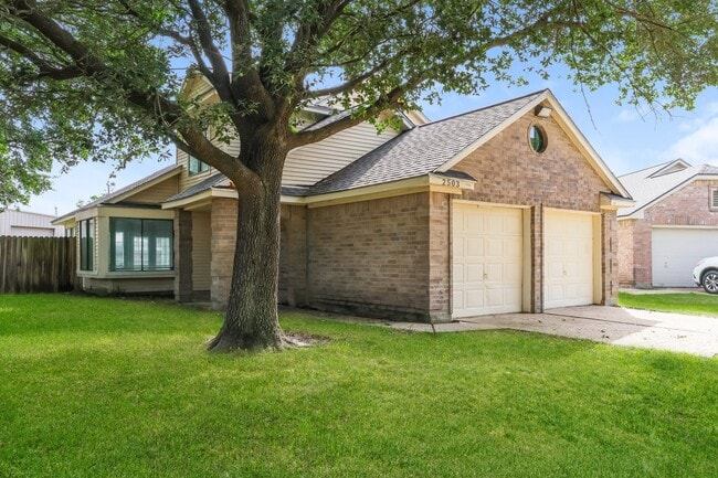 Building Photo - 2503 Silver Trumpet Dr