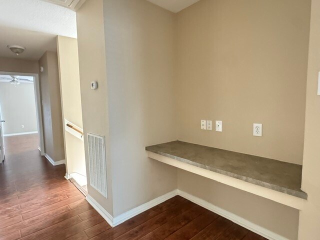 Building Photo - 3817 Shire Valley Dr