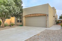 Building Photo - THREE BEDROOM HOME AVAILABLE FURNISHED OR ...