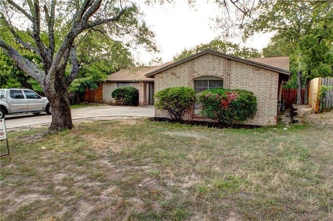 Building Photo - 9410 Quail Meadow Dr