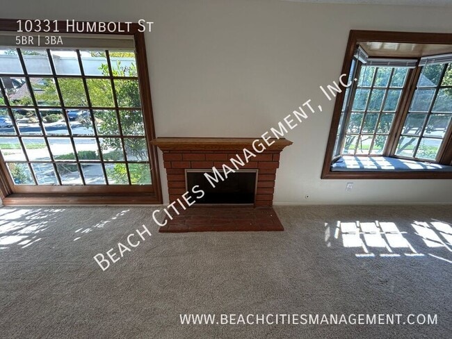 Building Photo - 10331 Humbolt St