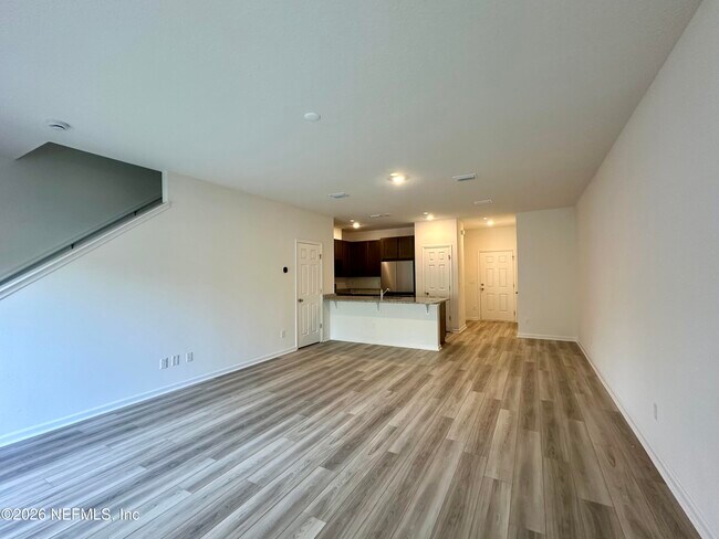 Building Photo - 162 BEACH PALM Ct