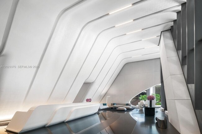 Building Photo - 1000 Biscayne Blvd