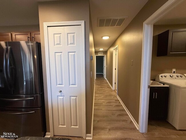 Building Photo - 27017 Carrington Pl