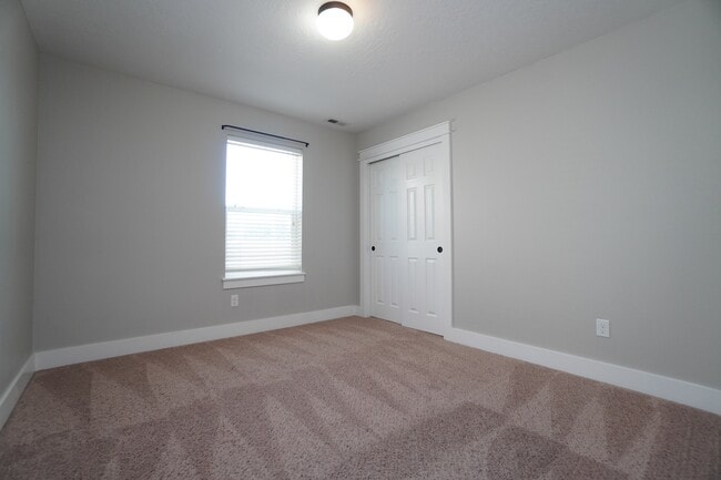Building Photo - 2724 Sommersby Wy N