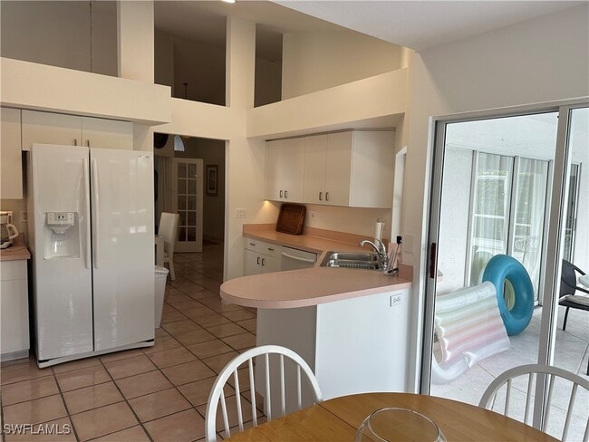 Building Photo - 740 Lambton Ln