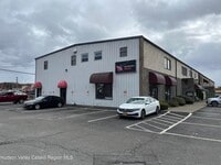 Building Photo - 1112 Morton Blvd