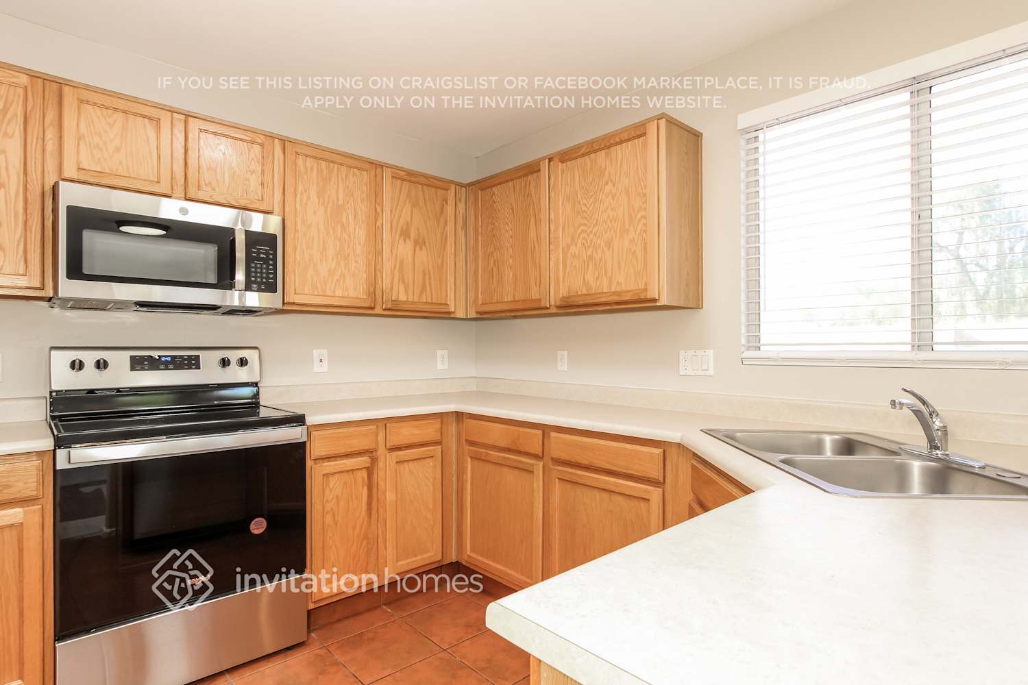 Building Photo - 11912 W Scotts Dr